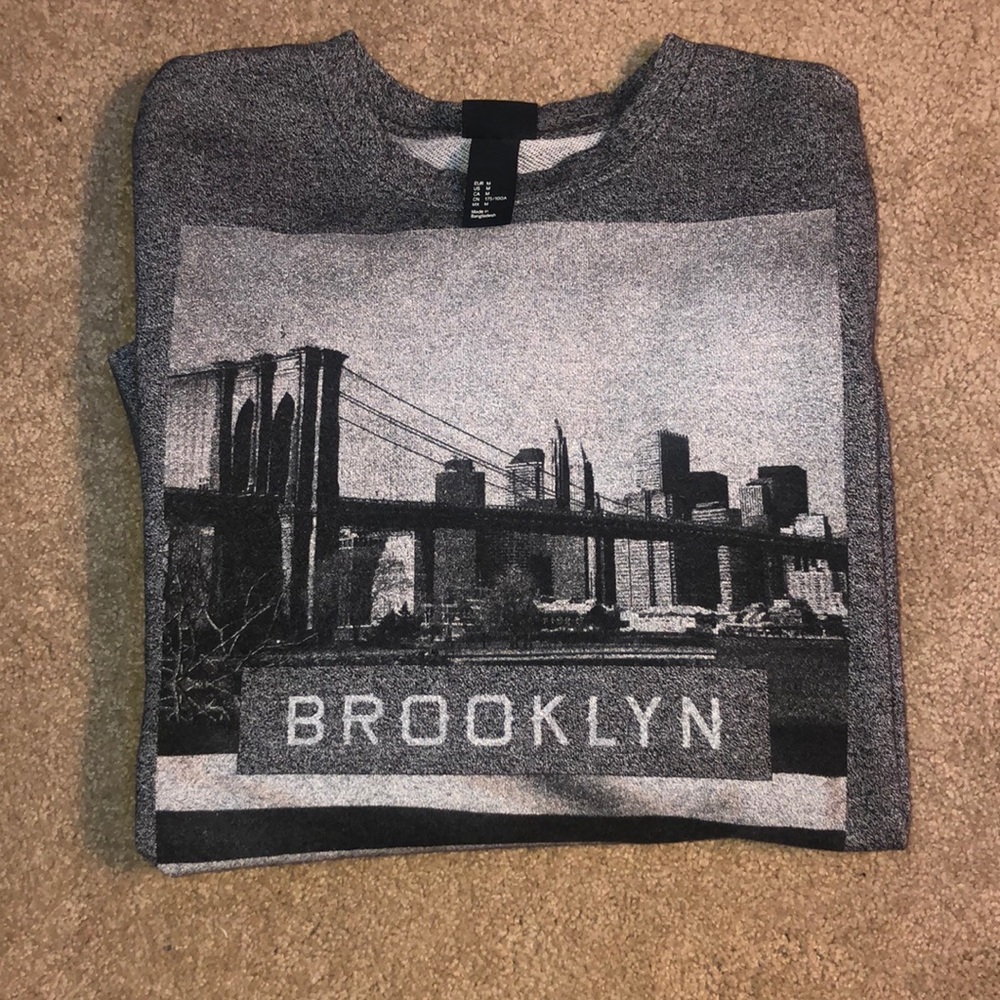 Men’s medium H&M Crewneck